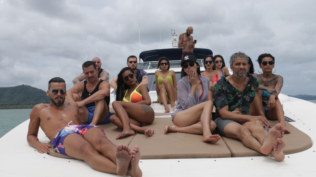 Watch film Paradise Beach | Paradise Beach (2019) - Trailer (French)