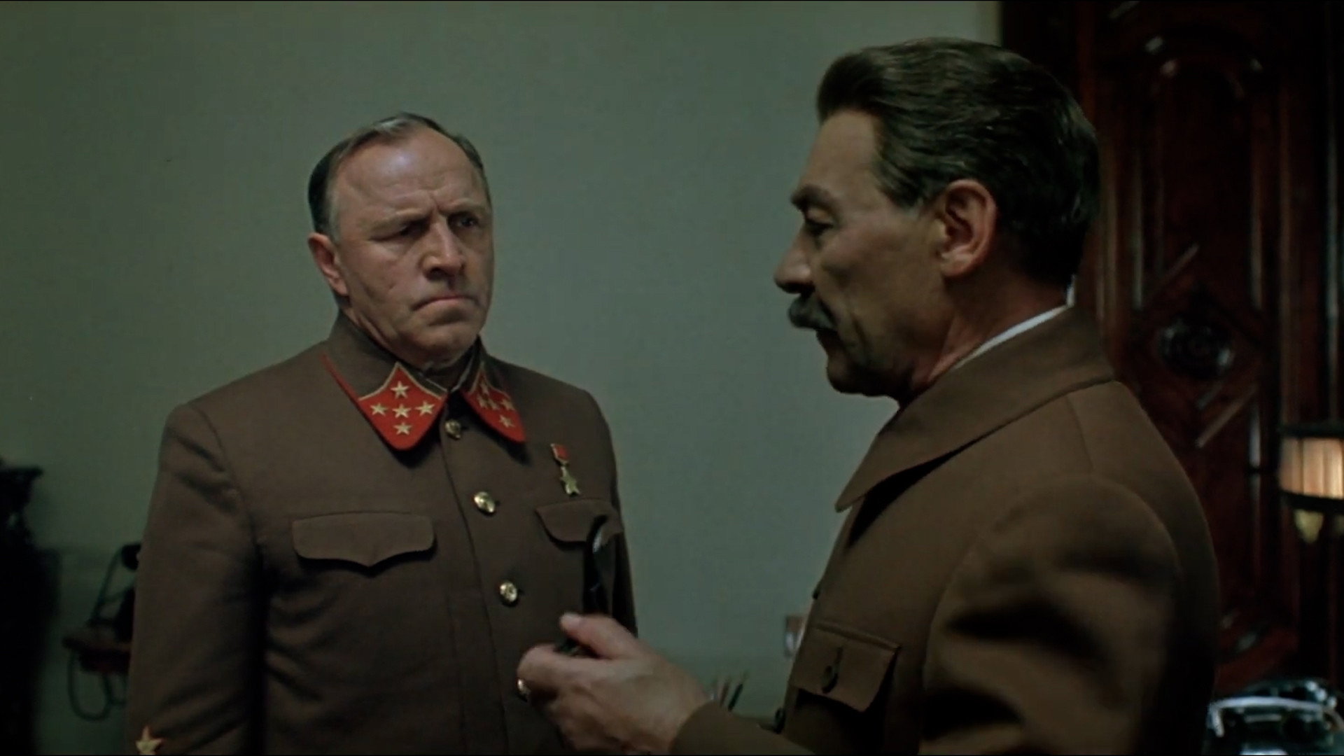 Backdrop to the movie "Battle of Moscow" #1163430