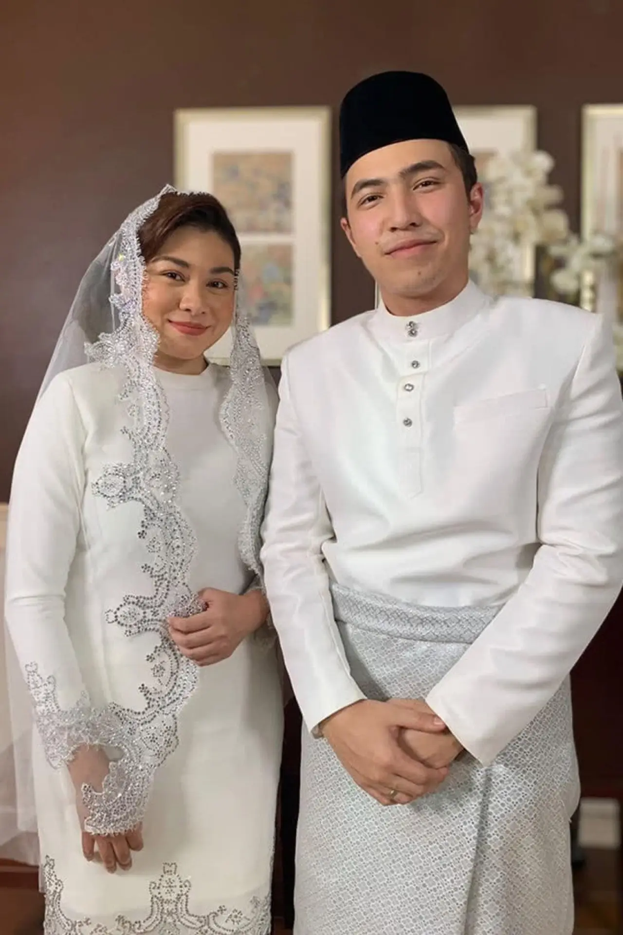 Movie poster "Bisikan Bella"