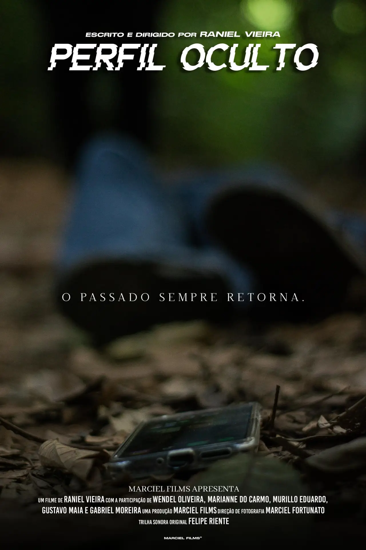 Movie poster "Perfil Oculto"