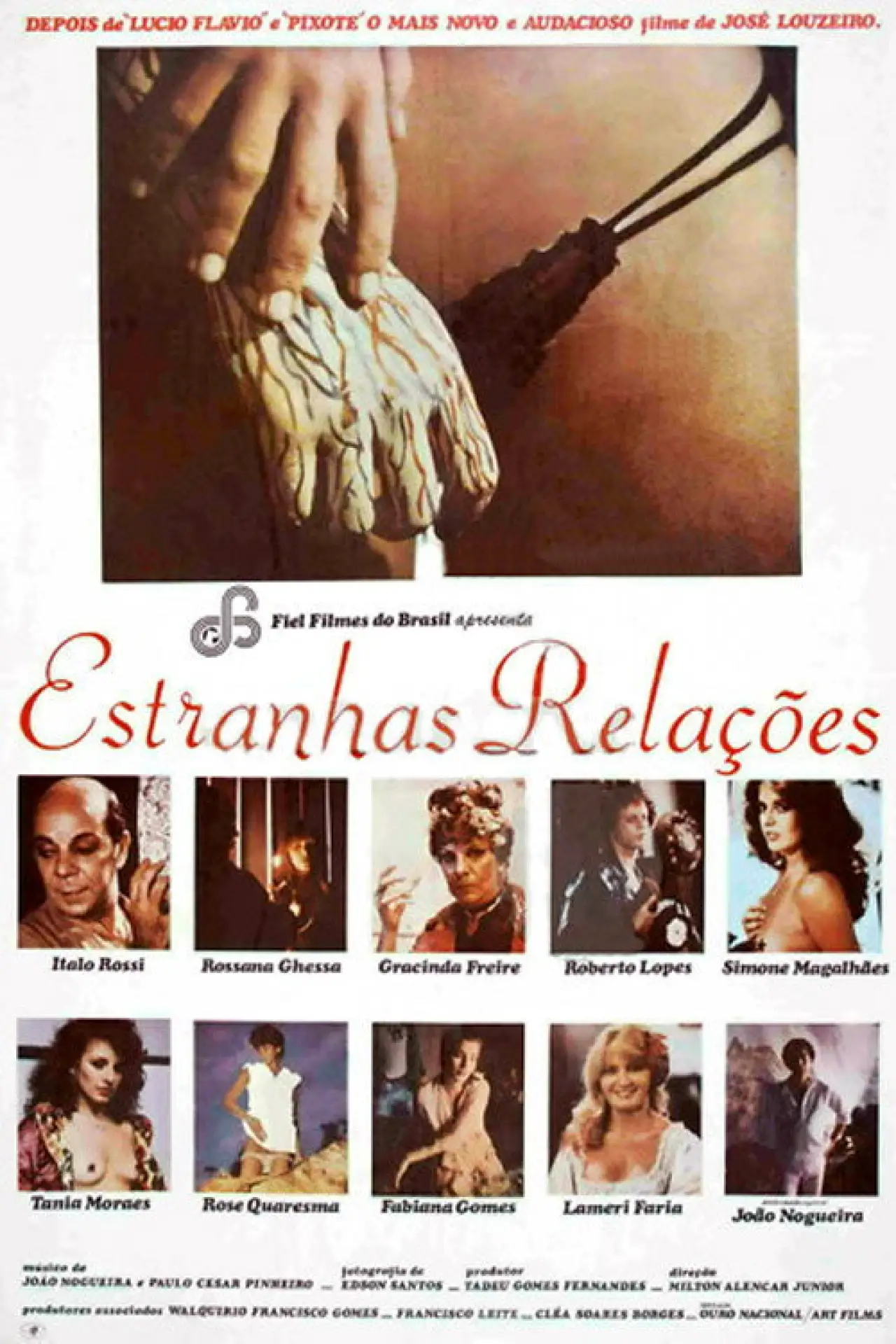 Movie poster "Estranhas Relações"