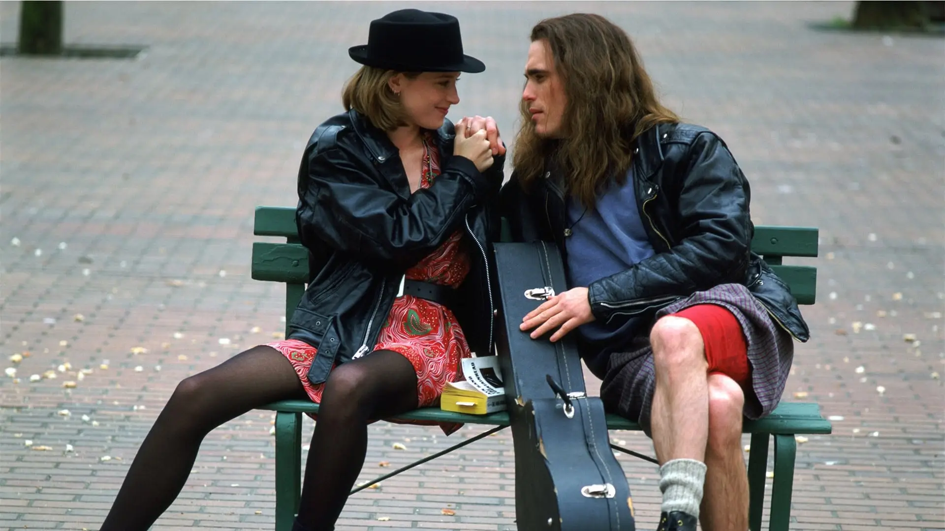 Watch film Singles | Singles (1992) - Original Trailer