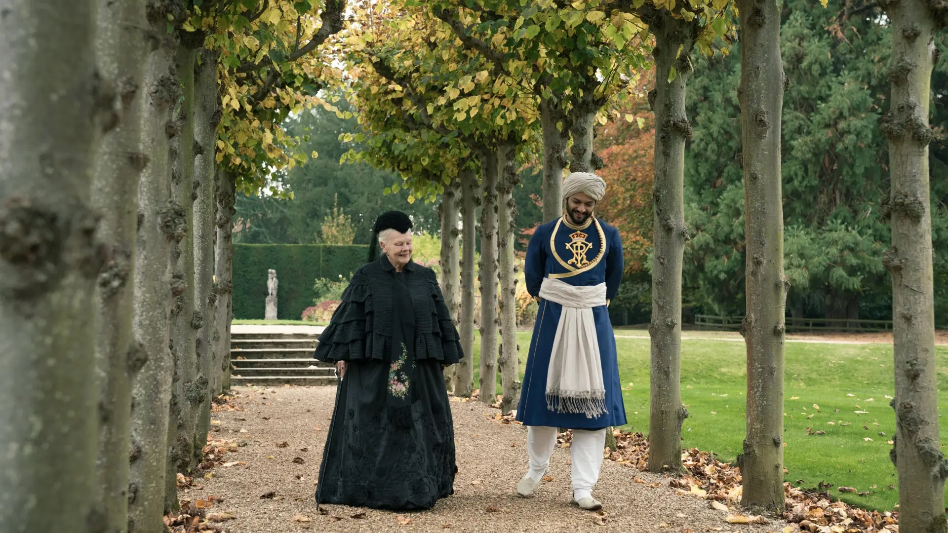 Watch film Victoria & Abdul — Welcome to the Peacock Throne