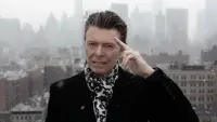 Backdrop to the movie "David Bowie: Best of Bowie" #717452
