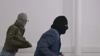 Backdrop to the movie "How Not To Rob A Bank" #766256
