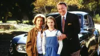 Backdrop to the movie "Escape to Witch Mountain" #827768
