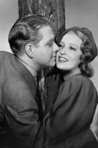 Poster to the movie "Sweethearts" #1224635