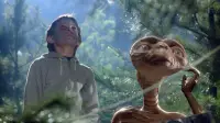 Backdrop to the movie "E.T. the Extra-Terrestrial" #1119824