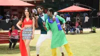 Backdrop to the movie "Kaththi Sandai" #878648