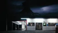 Backdrop to the movie "Monsters" #797718