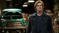 Backdrop to the movie "Monster Trucks" #794777