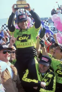 Poster to the movie "Days of Thunder" #791820