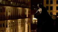 Backdrop to the movie "Batman Begins" #816763