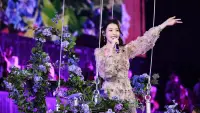 Backdrop to the movie "2024 IU HEREH WORLD TOUR CONCERT" #828203