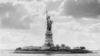 Backdrop to the movie "The Statue of Liberty" #782385