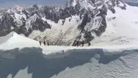 Backdrop to the movie "Objectif Mont Blanc, Sur Les Traces D