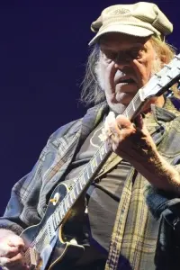 Poster to the movie "Neil Young - Live at Glastonbury Festival" #806210