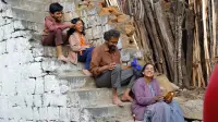 Backdrop to the movie "Akka Kuruvi" #874825