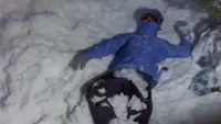 Backdrop to the movie "Iced" #697482