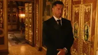 Backdrop to the movie "Жизнь по вызову. Фильм" #870979