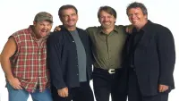 Backdrop to the movie "Blue Collar Comedy Tour Rides Again" #718860
