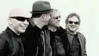 Backdrop to the movie "Chickenfoot: The White Album" #889215