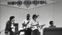 Backdrop to the movie "The Other Side of the Mirror: Bob Dylan: Live at the Newport Folk Festival" #787102