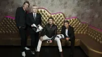 Backdrop to the movie "Duran Duran: There
