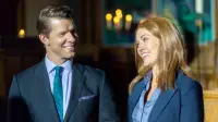 Backdrop to the movie "Signed, Sealed, Delivered: Lost Without You" #886815