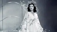 Backdrop to the movie "Ziegfeld Girl" #760256