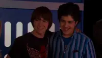 Backdrop to the movie "Drake & Josh Go Hollywood" #694331