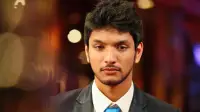 Backdrop to the movie "Vai Raja Vai" #880221