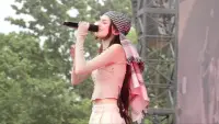 Backdrop to the movie "Solann en concert aux Vieilles Charrues 2025" #834101