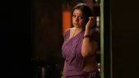 Backdrop to the movie "Thudarum" #791378