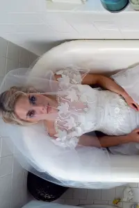 Poster to the movie "Sun Moon" #1100087