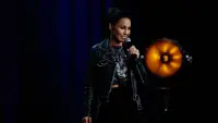 Backdrop to the movie "Anjelah Johnson-Reyes: Say I Won