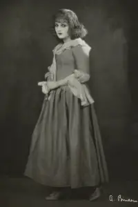 Poster to the movie "Manon Lescaut" #1061065