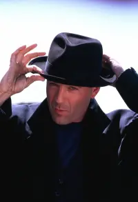 Poster to the movie "Hudson Hawk" #744065
