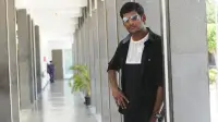 Backdrop to the movie "Kaththi Sandai" #878649