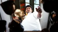 Backdrop to the movie "Ghilli" #729025
