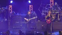 Backdrop to the movie "Steve Hackett: The Lamb Stands Up — Live at the Royal Albert Hall" #819283