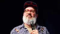 Backdrop to the movie "David Cross: Oh Come On" #738021