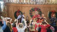 Backdrop to the movie "The Farmer and the Belle: Saving Santaland" #881748