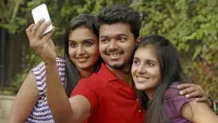 Backdrop to the movie "Thuppakki" #782694