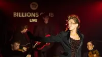 Backdrop to the movie "Billions Club Live with Miley Cyrus: A Concert Film" #820024