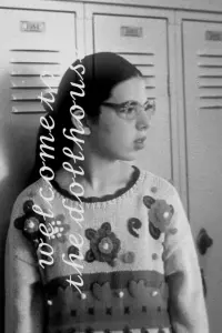 Poster to the movie "Welcome to the Dollhouse" #545630