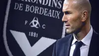 Backdrop to the movie "Zinédine Zidane - Comme dans un rêve" #840632