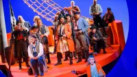 Backdrop to the movie "The Pirates of Penzance" #831737