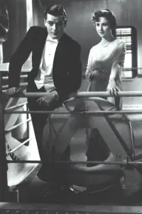 Poster to the movie "Cavalcade" #1060530