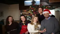 Backdrop to the movie "The Christmas Reunion" #826066